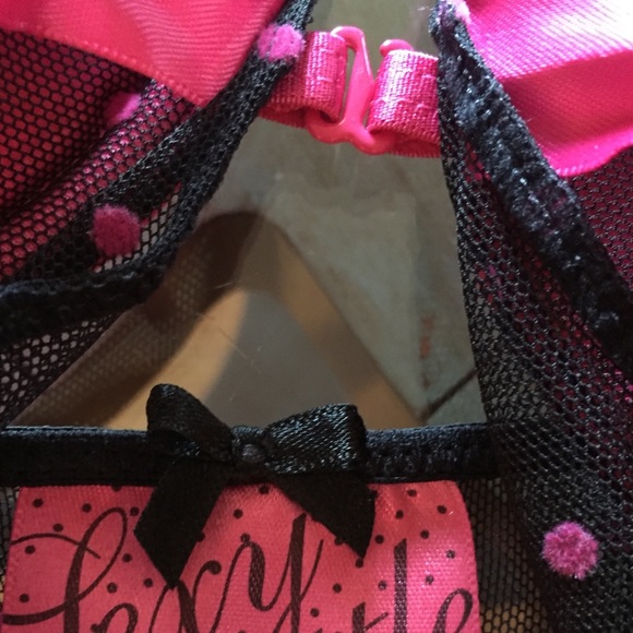 VS Nightie 34B - Picture 7 of 12